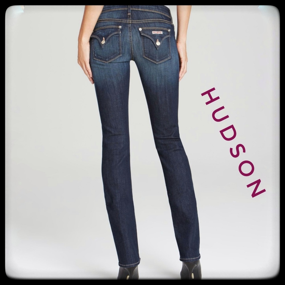 EUC ~ HUDSON Straight Leg Jeans